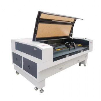 CO2 laser cutting machine